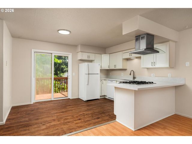 2326 Se LEE Ln, Portland, OR 97233