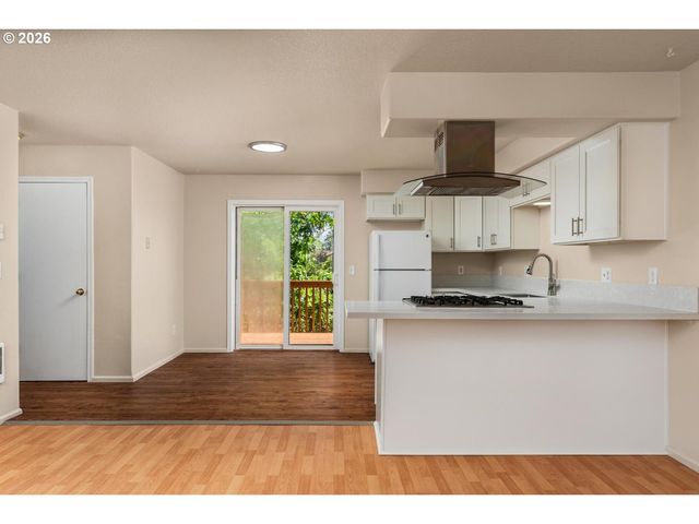2326 Se LEE Ln, Portland, OR 97233