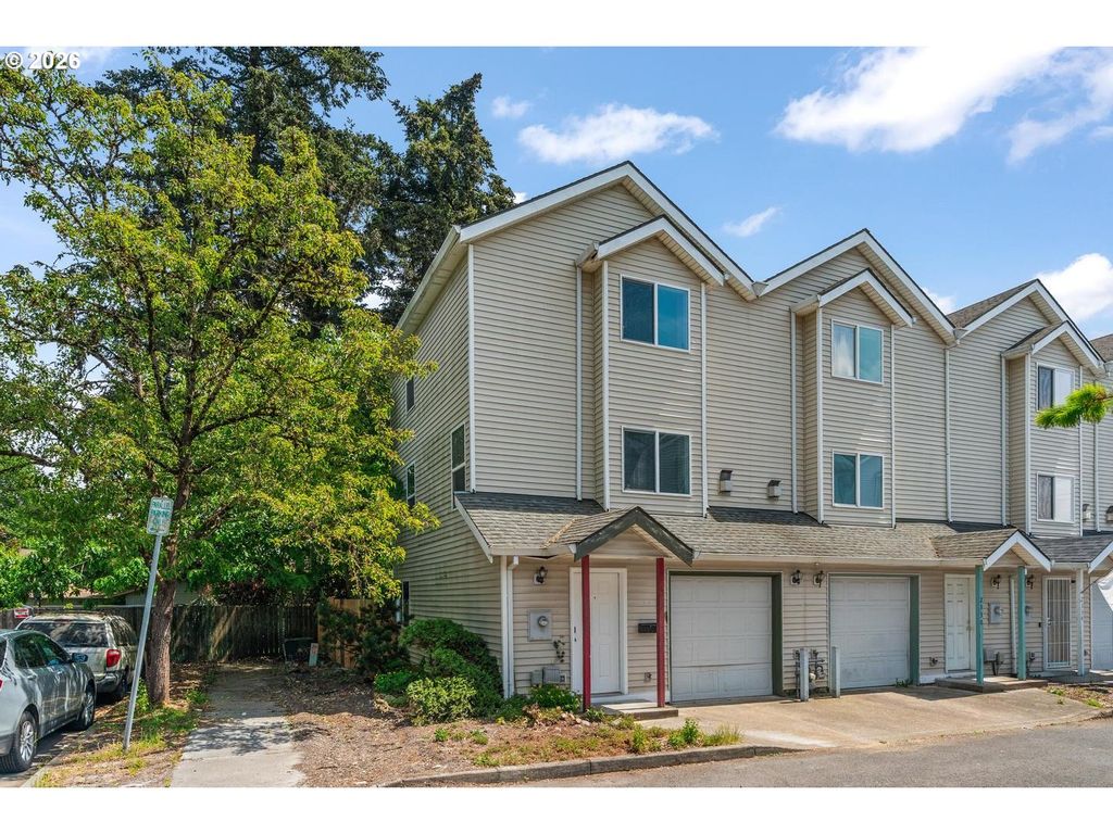 2326 Se LEE Ln, Portland, OR 97233