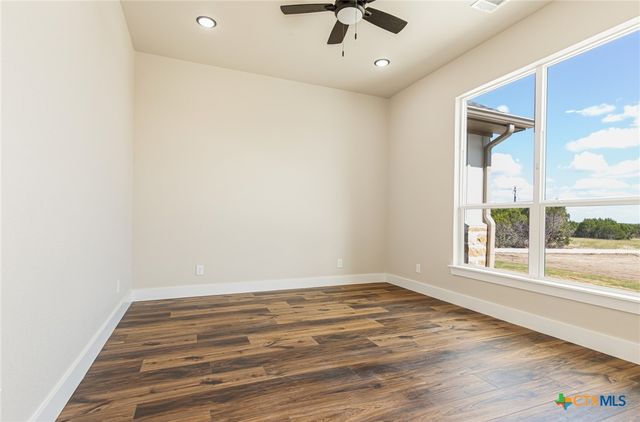 117 Cedar Bluff Loop, Gatesville, TX 76528