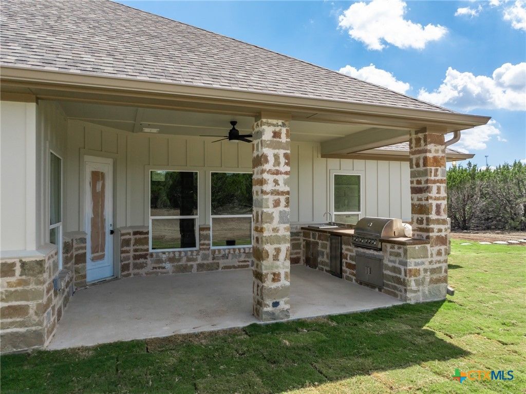 Image 10 of property listing at 117 Cedar Bluff Loop, Gatesville, TX 76528