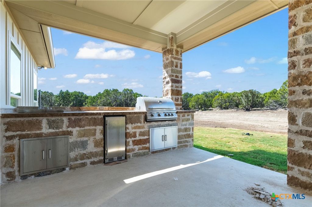Image 12 of property listing at 117 Cedar Bluff Loop, Gatesville, TX 76528