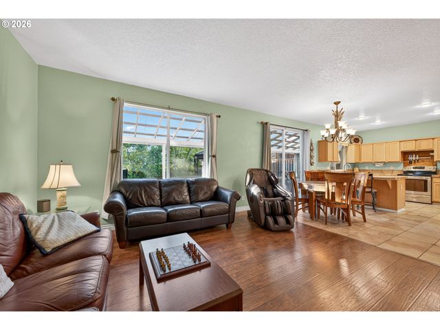 8425 Sw NORFOLK Ct, Tigard, OR 97224