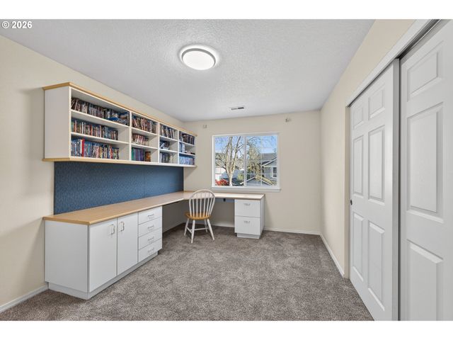 8425 Sw NORFOLK Ct, Tigard, OR 97224