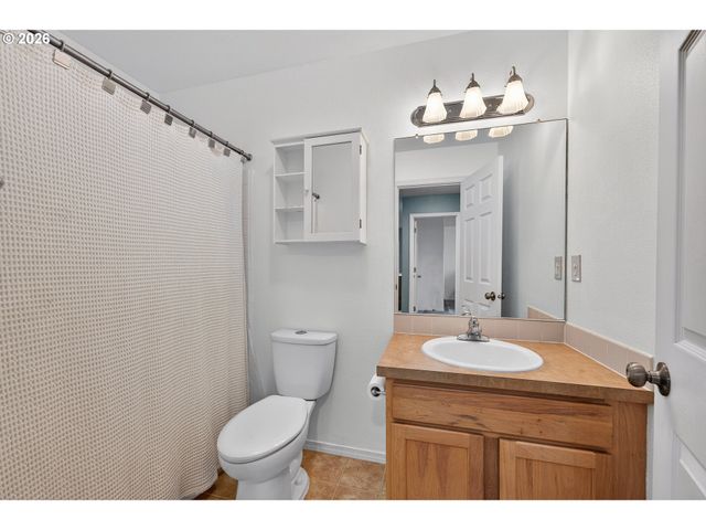 8425 Sw NORFOLK Ct, Tigard, OR 97224