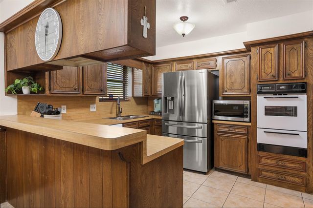 2322 Wake Forest Drive, Deer Park, TX 77536