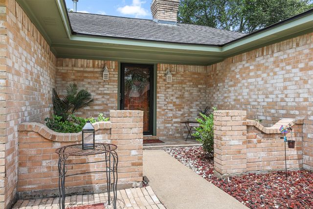 2322 Wake Forest Drive, Deer Park, TX 77536