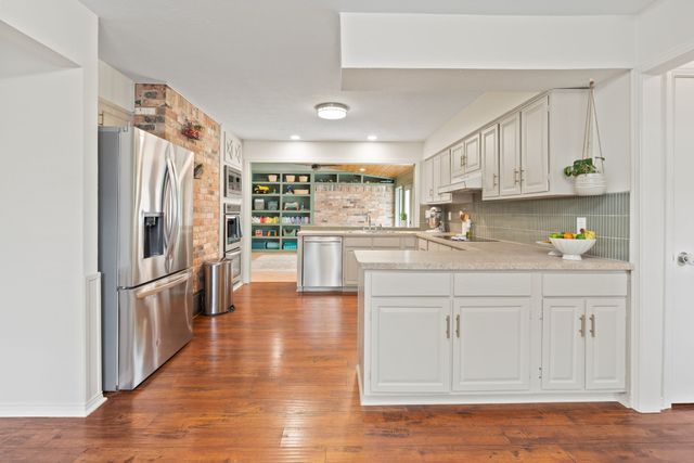 7879 Querida Lane, Dallas, TX 75248