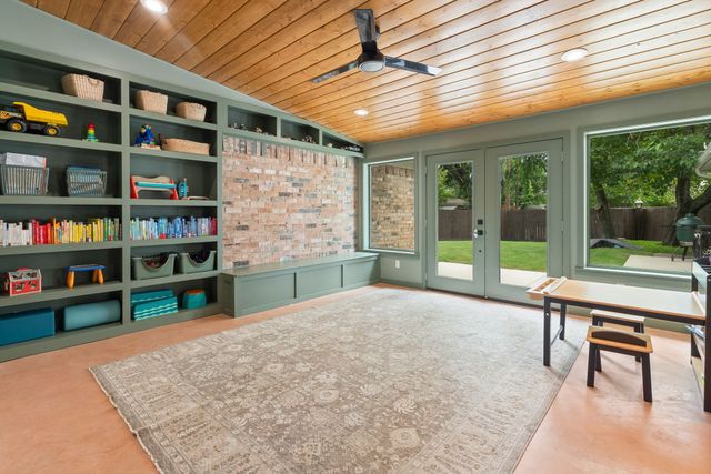 7879 Querida Lane, Dallas, TX 75248