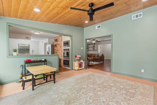 7879 Querida Lane, Dallas, TX 75248