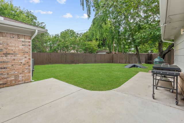 7879 Querida Lane, Dallas, TX 75248