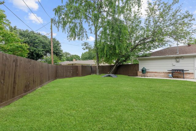 7879 Querida Lane, Dallas, TX 75248