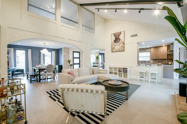 11914 Riverview Drive, Houston, TX 77077