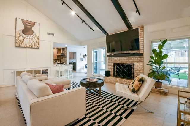 11914 Riverview Drive, Houston, TX 77077