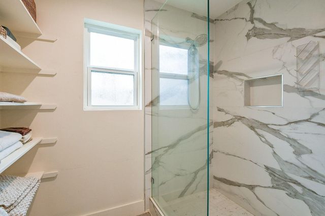 11914 Riverview Drive, Houston, TX 77077