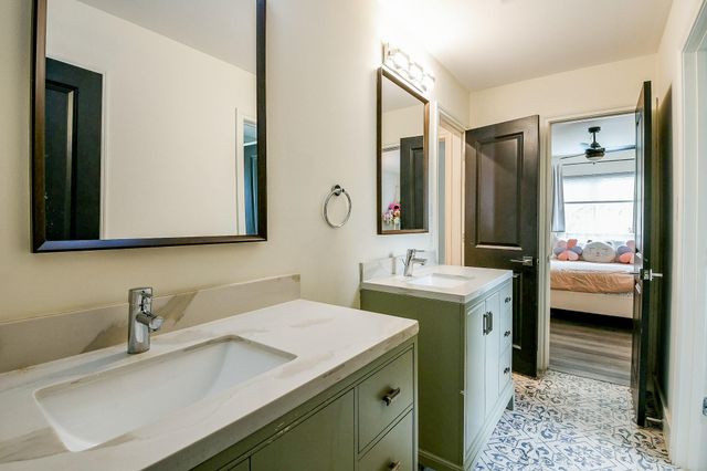 11914 Riverview Drive, Houston, TX 77077