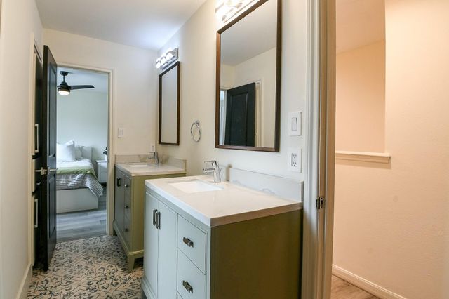 11914 Riverview Drive, Houston, TX 77077