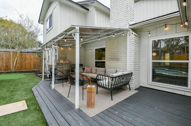 11914 Riverview Drive, Houston, TX 77077