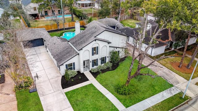 11914 Riverview Drive, Houston, TX 77077