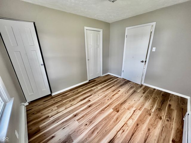 421 E 36th Street, Anderson, IN 46013