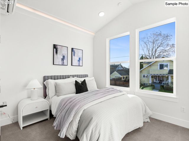 2938 Ne 62nd Ave, Portland, OR 97213