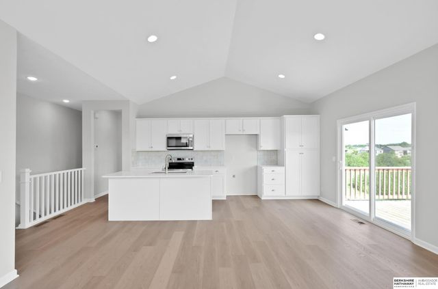 18065 Soldier Street, Omaha, NE 68136