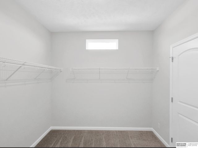 18065 Soldier Street, Omaha, NE 68136