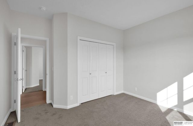 18065 Soldier Street, Omaha, NE 68136