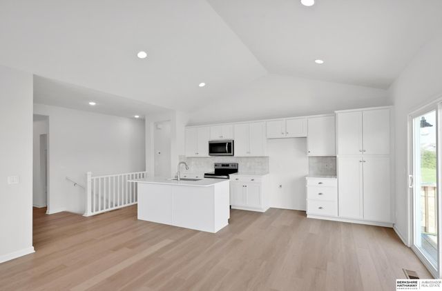 18065 Soldier Street, Omaha, NE 68136