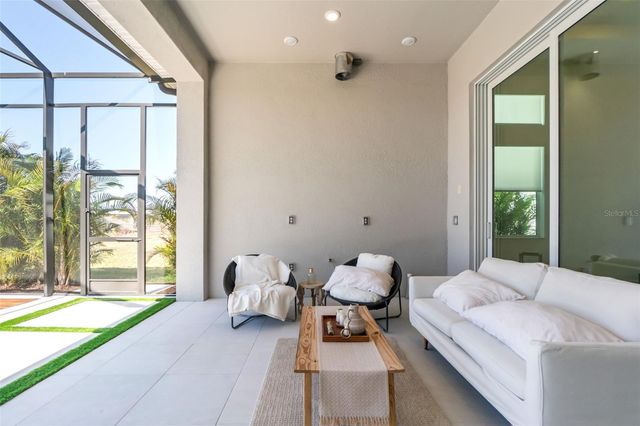 7982 REDONDA LOOP, Bradenton, FL 34202