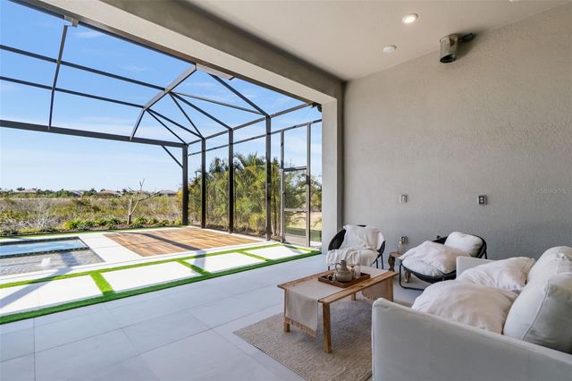 7982 REDONDA LOOP, Bradenton, FL 34202