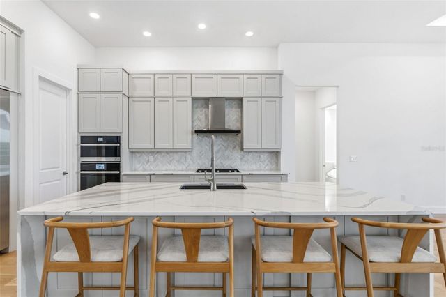 7982 REDONDA LOOP, Bradenton, FL 34202