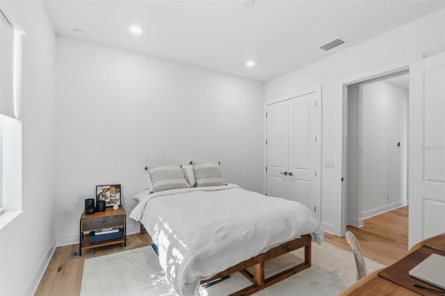 7982 REDONDA LOOP, Bradenton, FL 34202