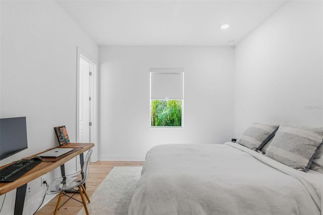 7982 REDONDA LOOP, Bradenton, FL 34202