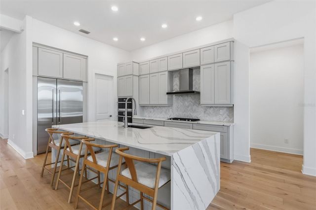 7982 REDONDA LOOP, Bradenton, FL 34202