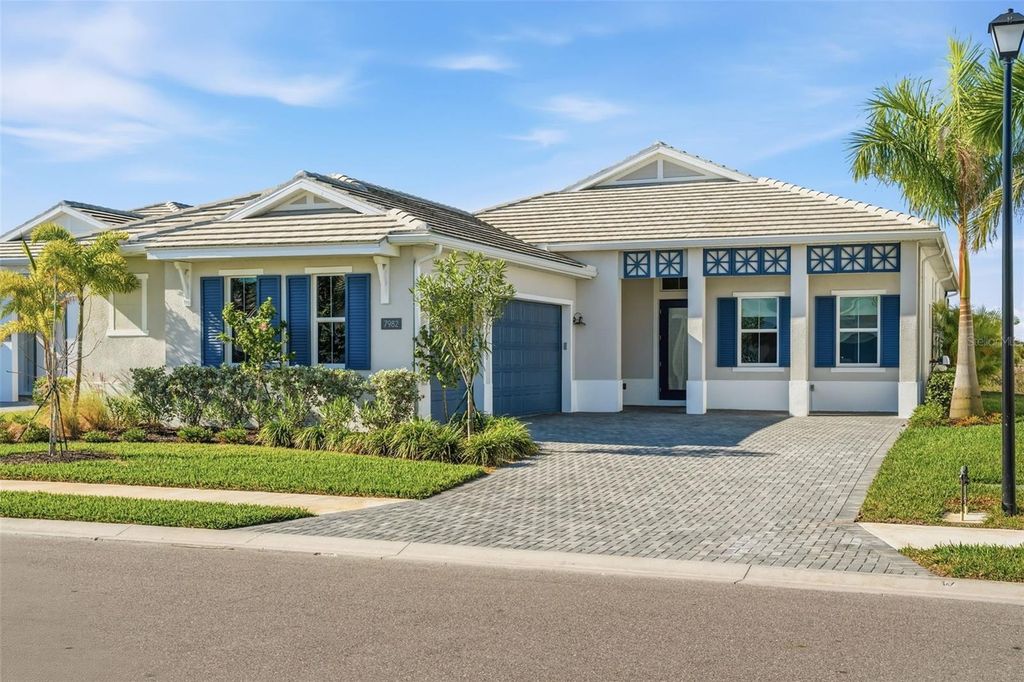 7982 REDONDA LOOP, Bradenton, FL 34202