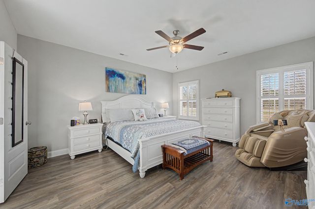 3001 Henry Road SE, Decatur, AL 35603