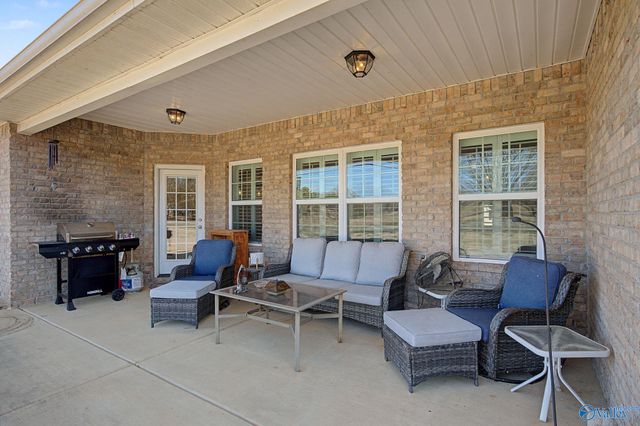 3001 Henry Road SE, Decatur, AL 35603