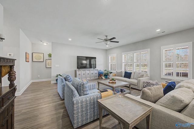 3001 Henry Road SE, Decatur, AL 35603