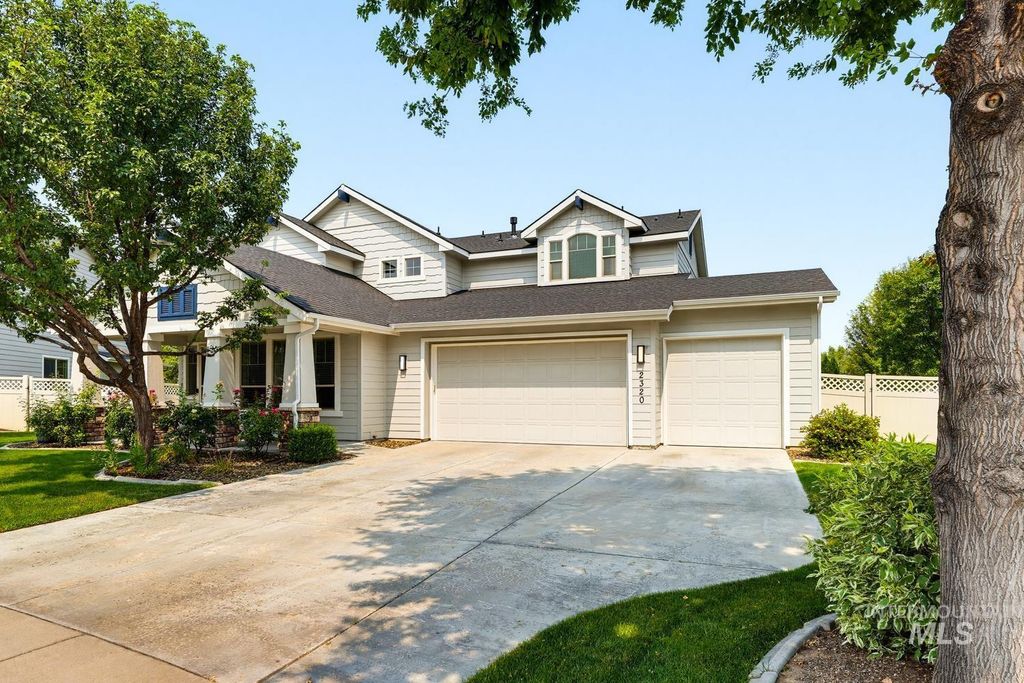 2320 W Maracay Drive, Meridian, ID 83646 photo 2