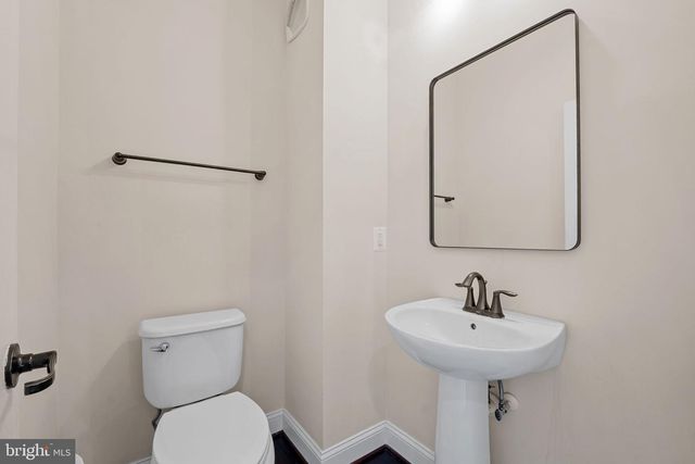 42612 HARDAGE TER, Ashburn, VA 20148