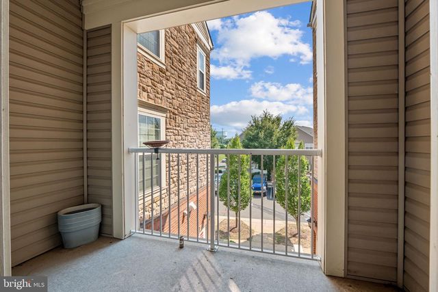 42612 HARDAGE TER, Ashburn, VA 20148