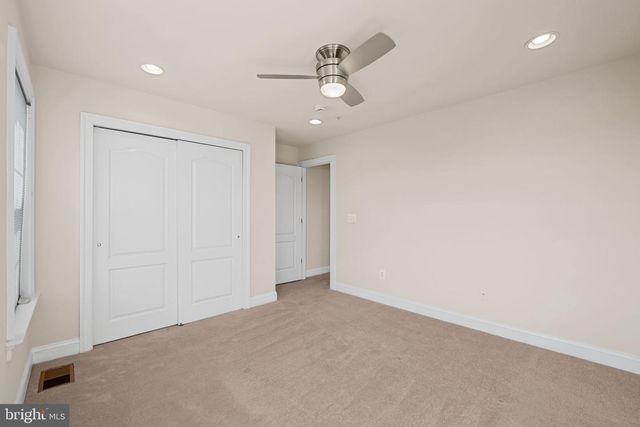 42612 HARDAGE TER, Ashburn, VA 20148