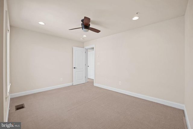 42612 HARDAGE TER, Ashburn, VA 20148