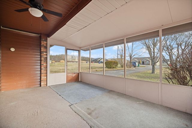 3285 Barbourville Road, London, KY 40744