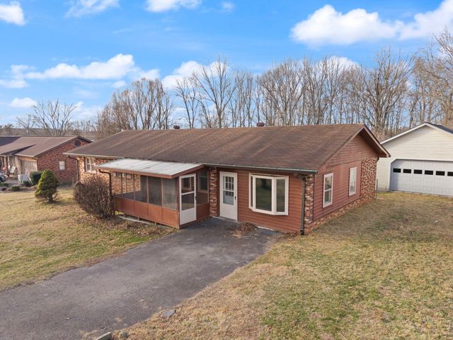 3285 Barbourville Road, London, KY 40744