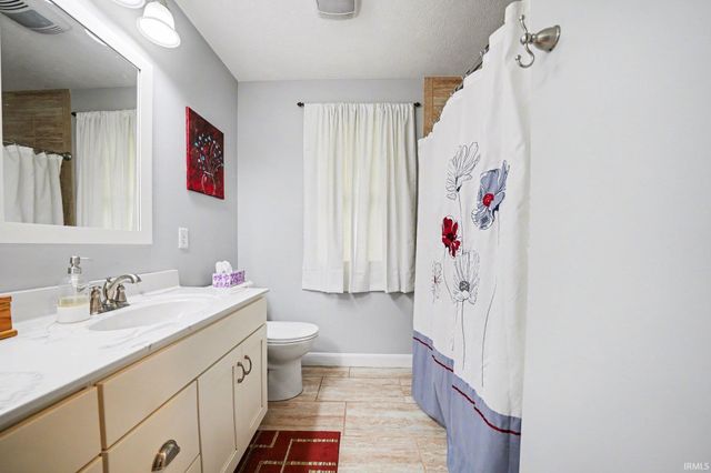 1201 Greenleaf Boulevard, Elkhart, IN 46514