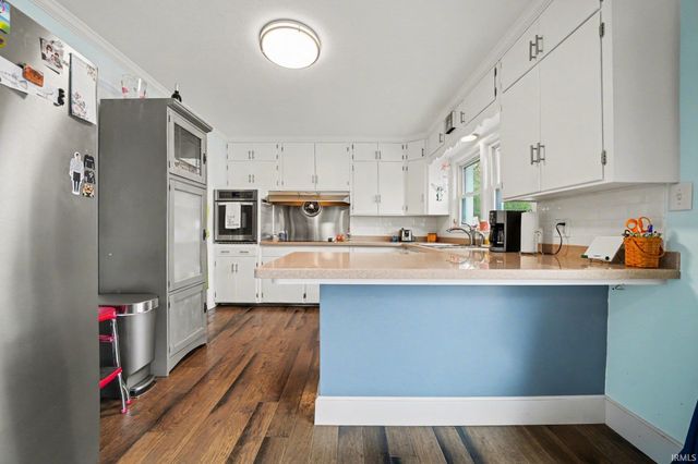 1201 Greenleaf Boulevard, Elkhart, IN 46514