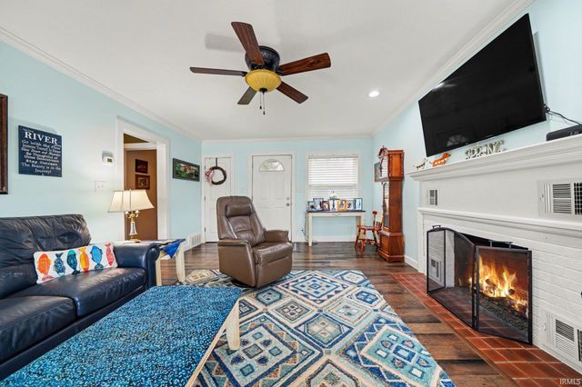 1201 Greenleaf Boulevard, Elkhart, IN 46514