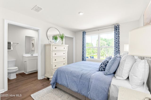 708 Savinwood Trail, Bolivia, NC 28422